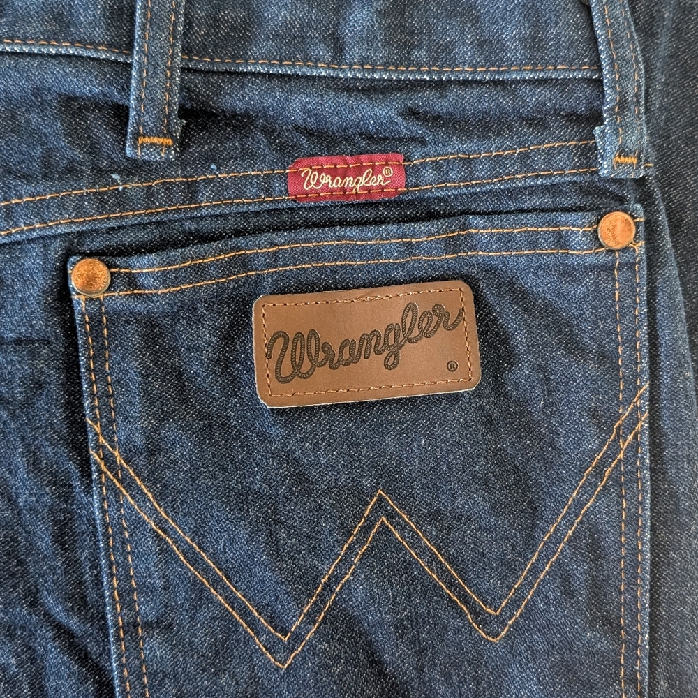 Wrangler Jeans Mens 44x30 Dark Wash Western Cowboy Denim